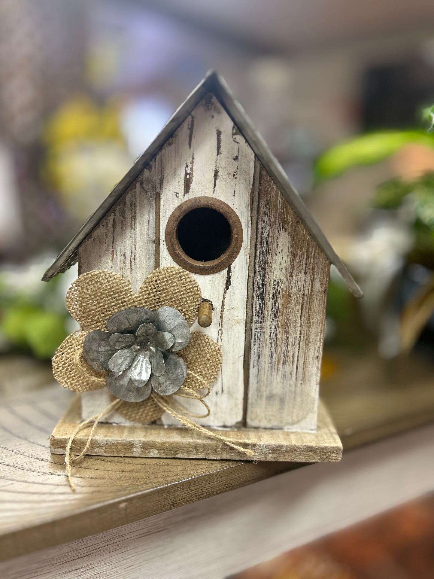 Birdhouse Decor